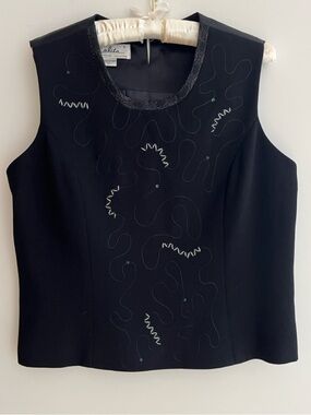 DRESSY Black Sleeveless Embellished Top Fully Lined  Party Cocktail Cruise Chic